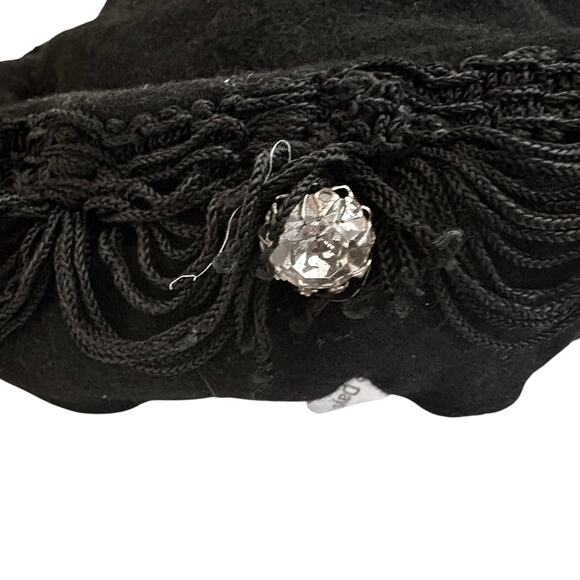 Vintage 1940\'s WW2 Doeskin Brand Black Wool Felt Pillbox Hat Pinup Round Retro